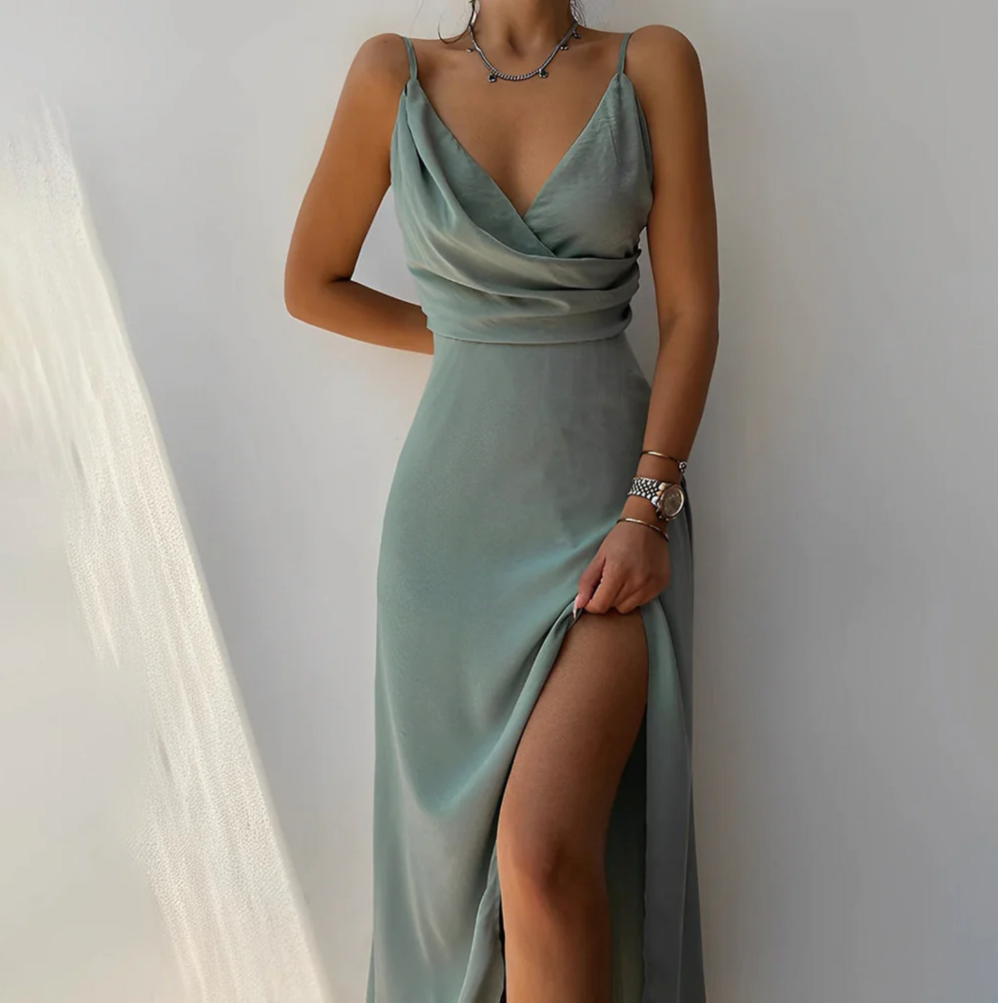Robe Longue Élégante Vellina