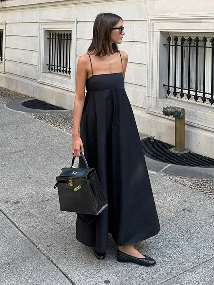 Robe Longue Minimaliste à Bretelles