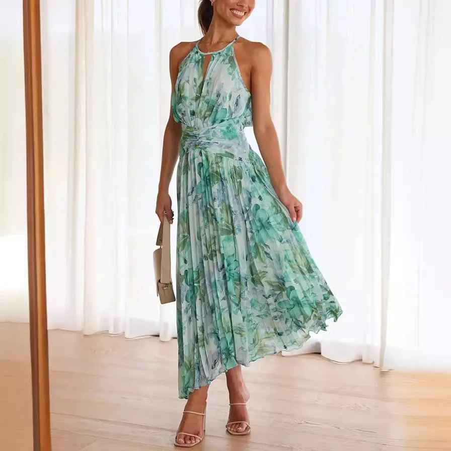 Robe Longue Plissée à Imprimé Floral – Col Halter Croisé
