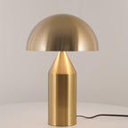 Stolní lampa Atollo z kovu