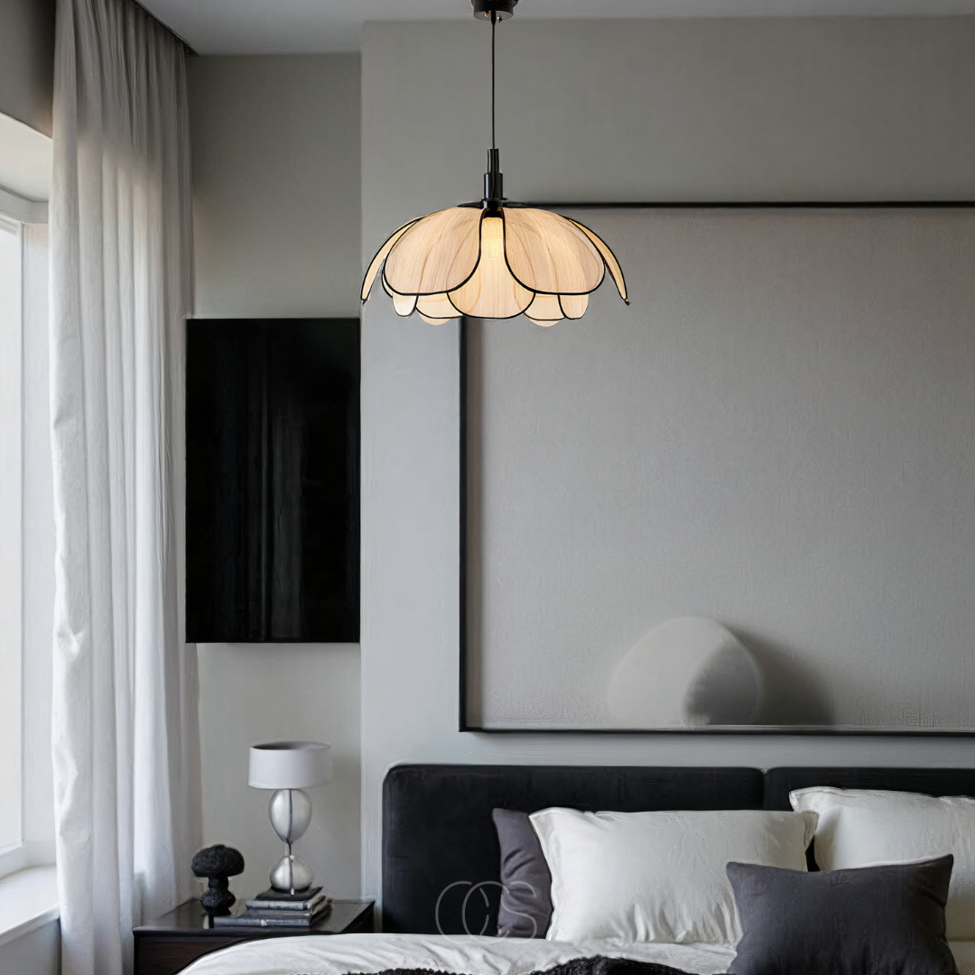 Vellina - Flower-shaped Rattan Pendant Lamp with Black Accents
