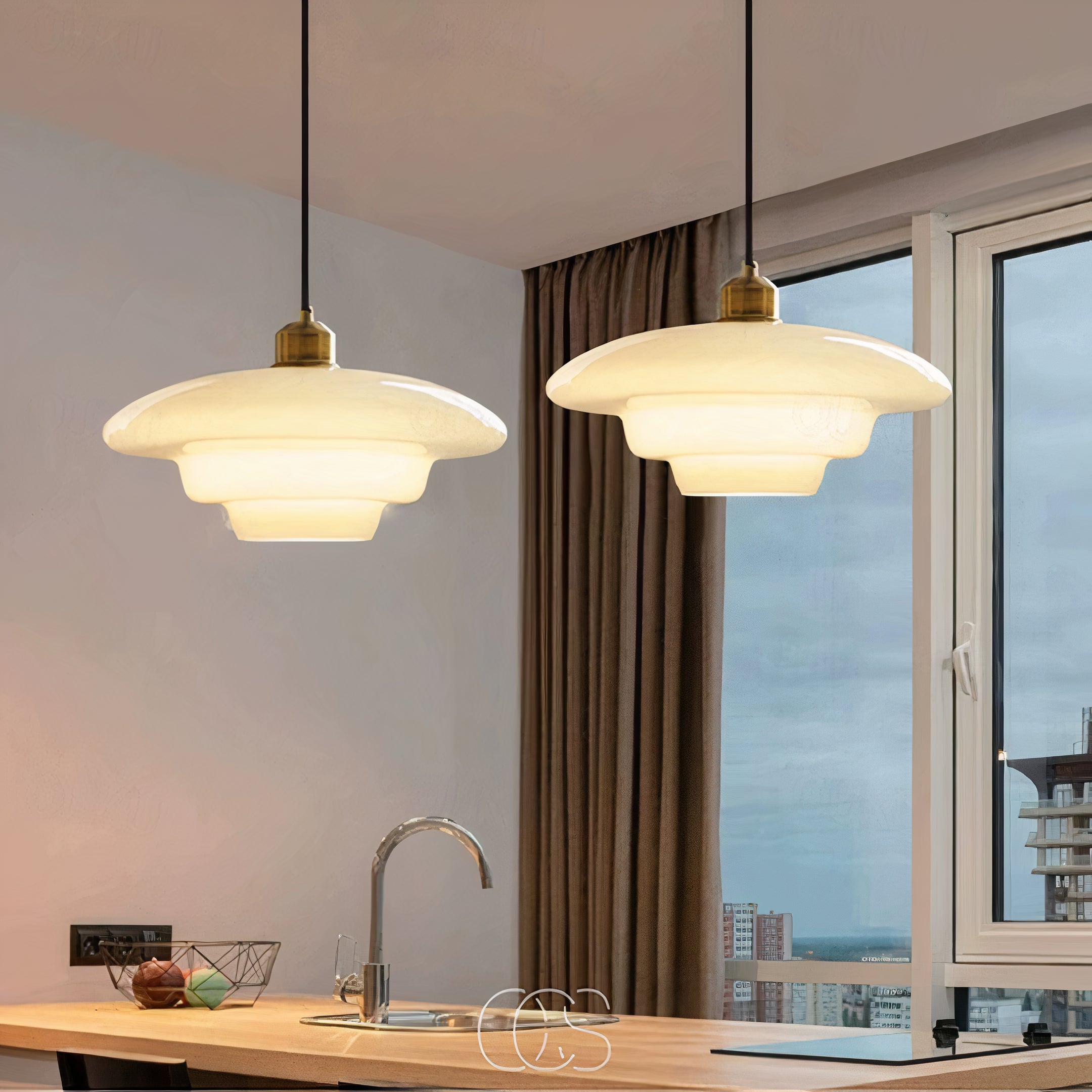 Vellina - Perle pendant lamp - Brass & Glass