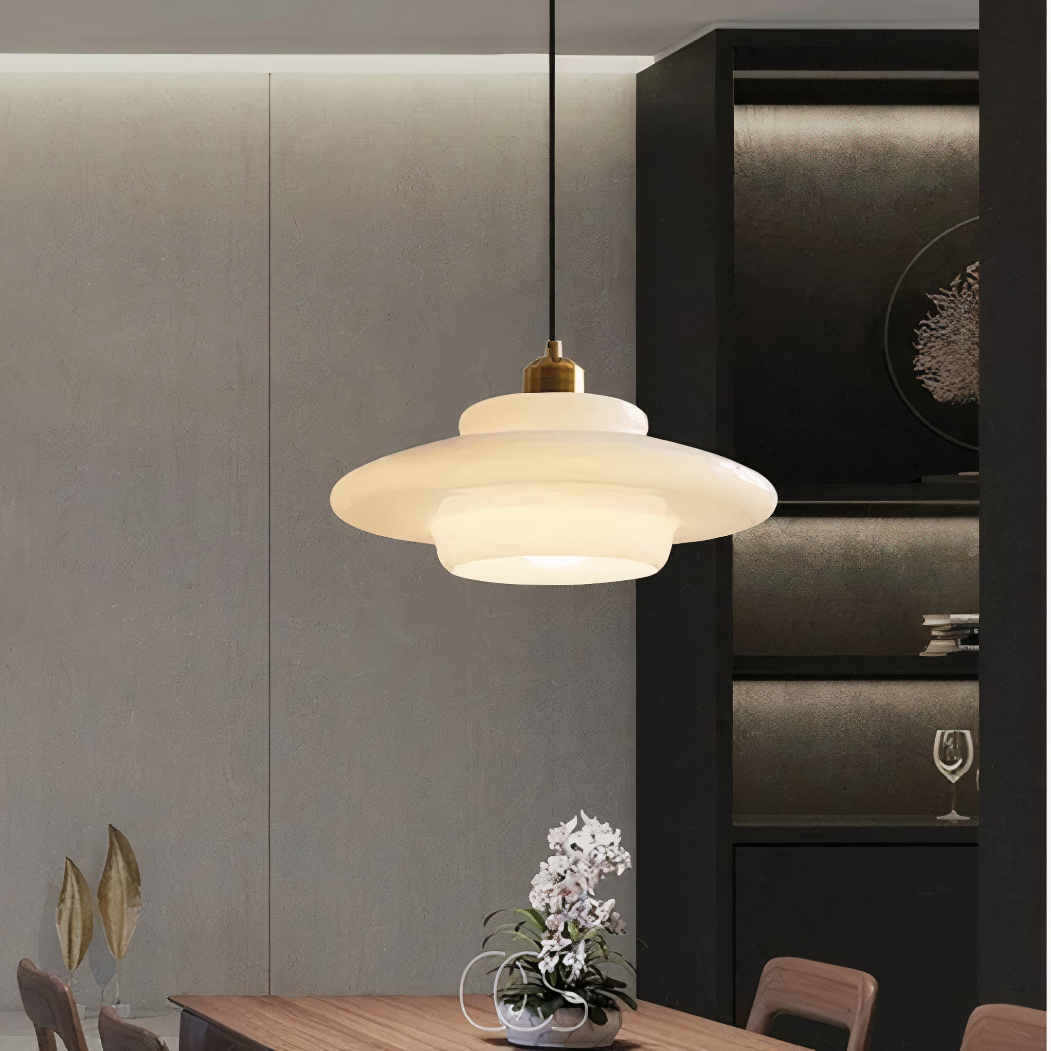 Vellina - Perle pendant lamp - Brass & Glass