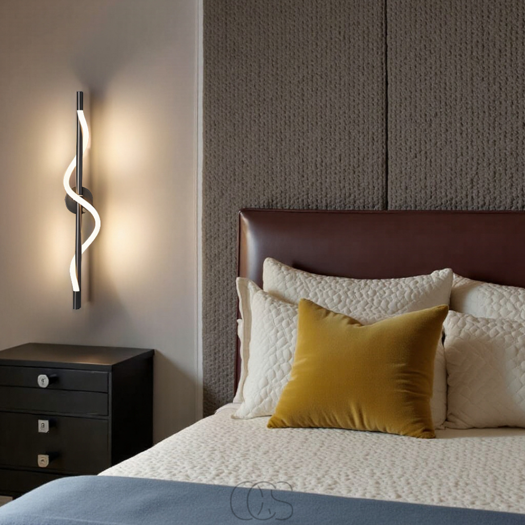 Vellina - Slim LED wall lamp - Black aluminum