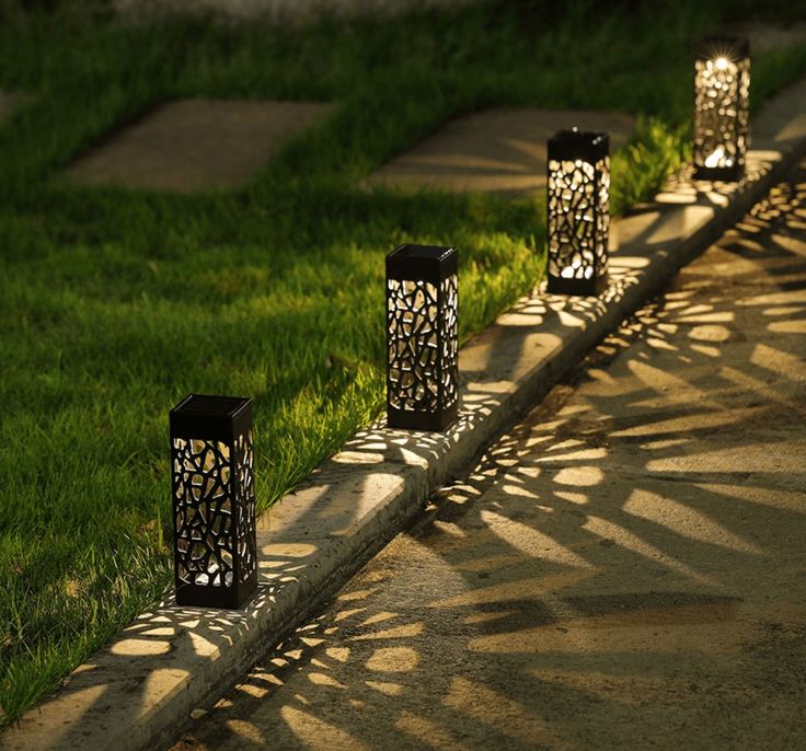 Vellina - Solar Garden Light Pole - Wireless Solar Outdoor Lamp