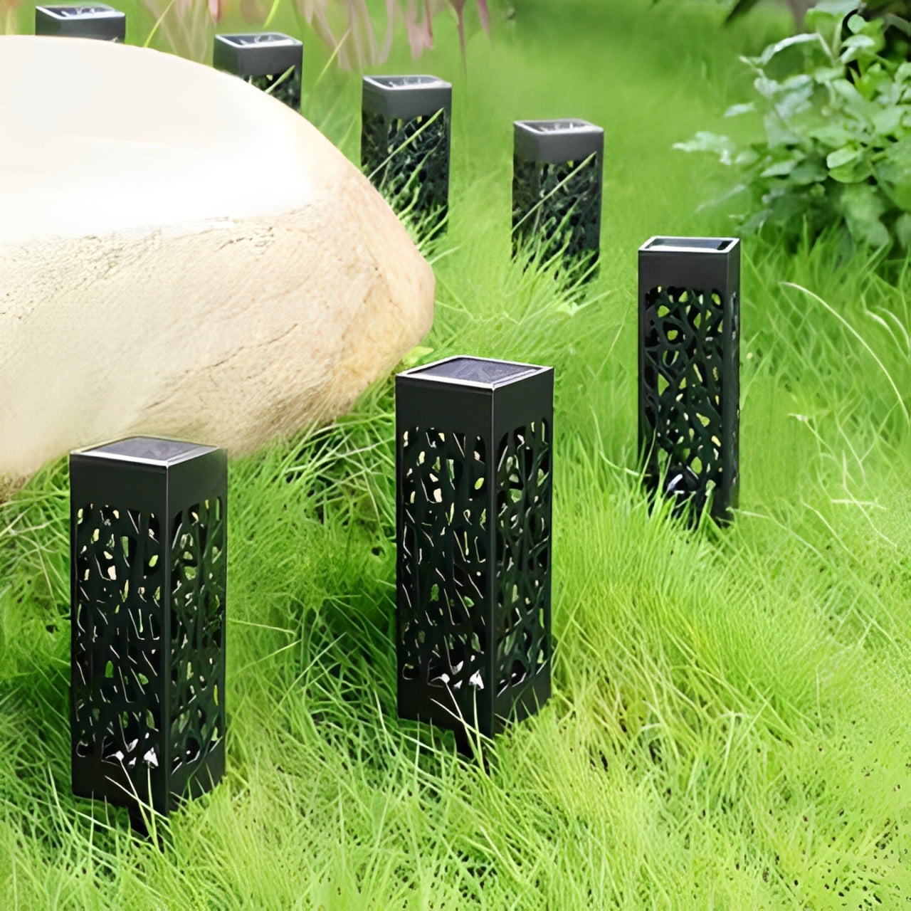 Vellina - Solar Garden Light Pole - Wireless Solar Outdoor Lamp