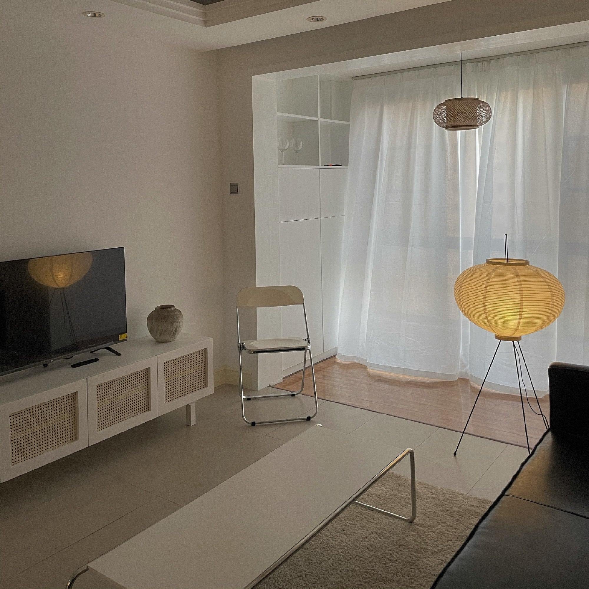 Hikaru – Rice Paper Floor Lamp