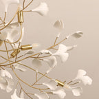 Lampadario a petali di ceramica