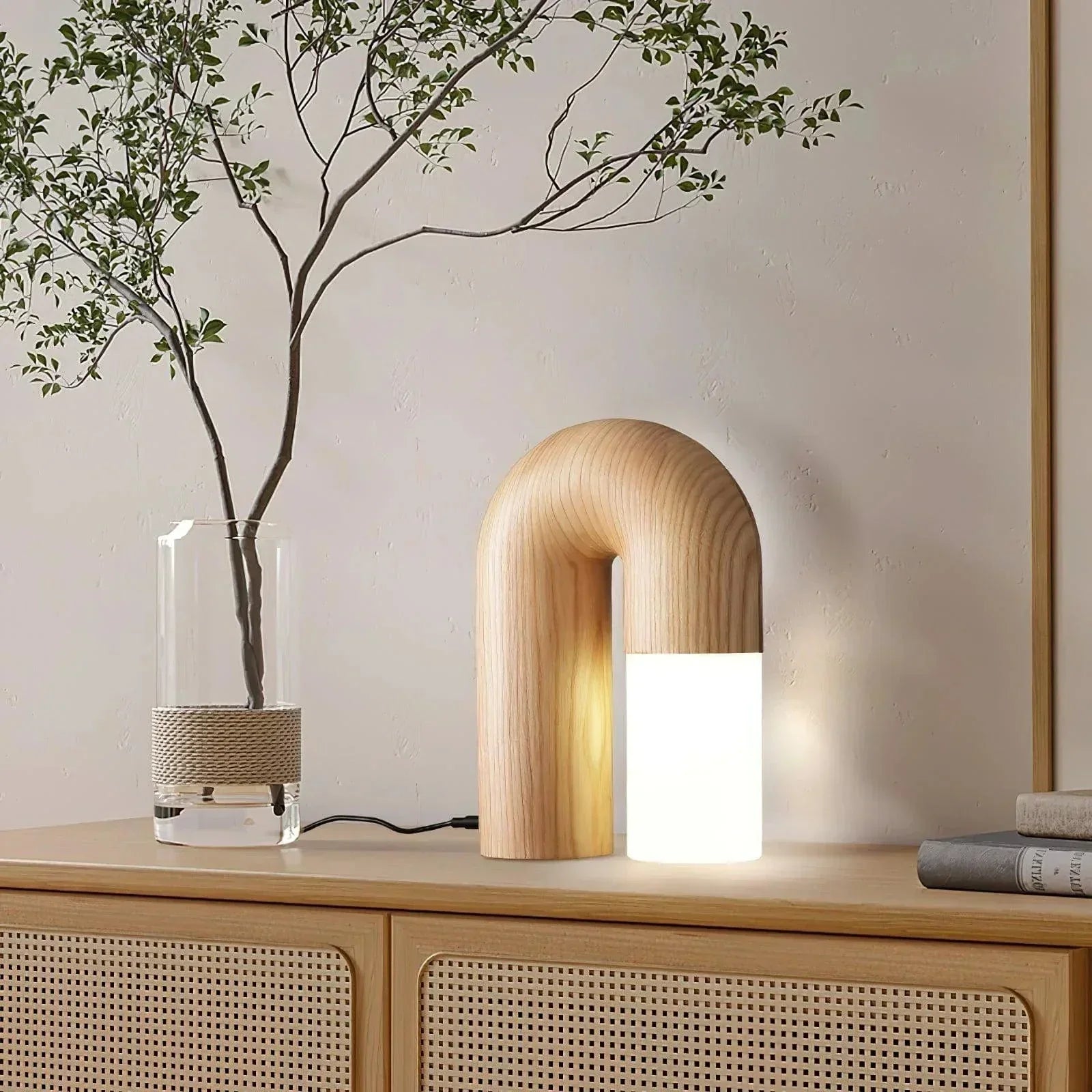 Eldora | Pole Light